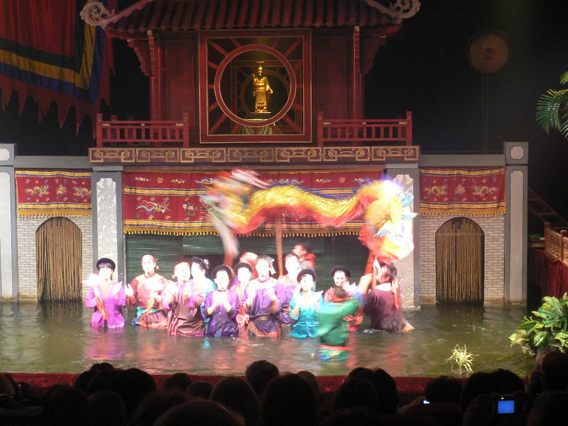 IMGP7393a.JPG - Das Wasserpuppentheater in Hanoi
