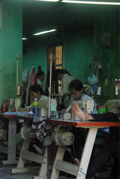 IMGP7765.JPG - Näherinnen in Hoi An: Hemden, Anzüge und Kleider über Nacht nach Mass
