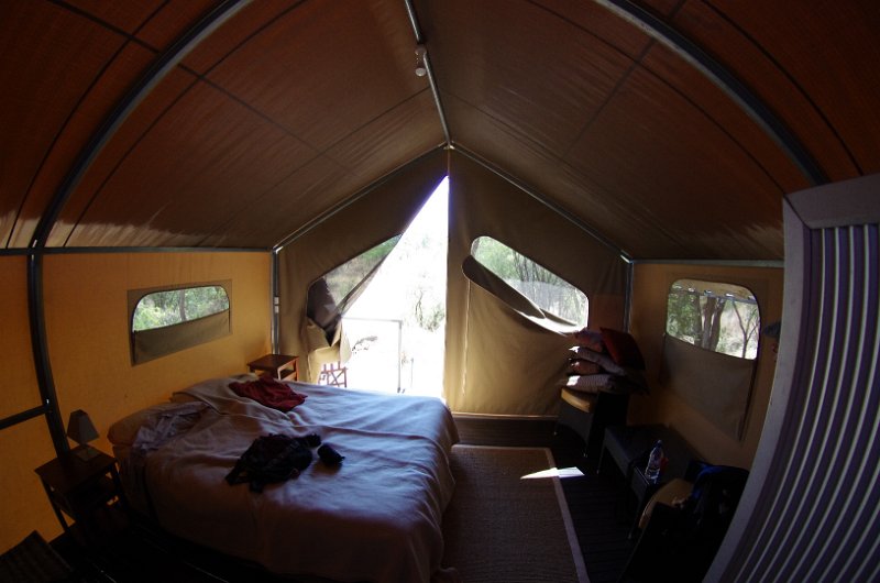 Australia12-074_tifj.jpg - Brolga hut, Bellburn Lodge, Purnululu