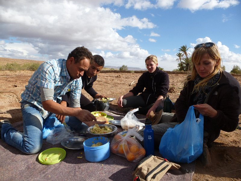 Mar-sel_069.JPG - Reitpause mit Picknick