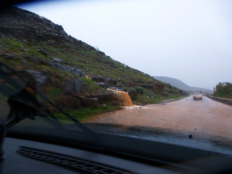 Mar-sel_085.JPG - Wir flüchten vor den Fluten in der Wüste Richtung Ouarzazate