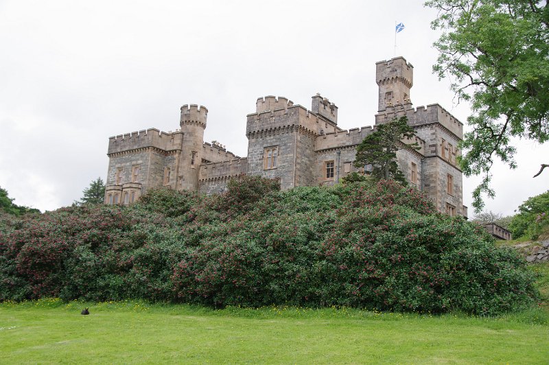 IMGP0180.JPG - Lews Castle, Stornowaybewacht von einem Hasen