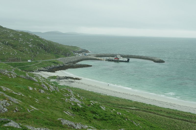 IMGP0677.JPG - Fährhafen von Eriskay