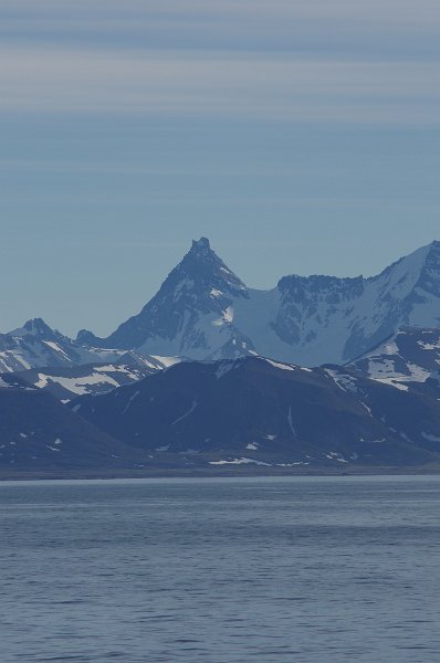 IMGP9420.jpg - Das " Matterhorn" Spitzbergens